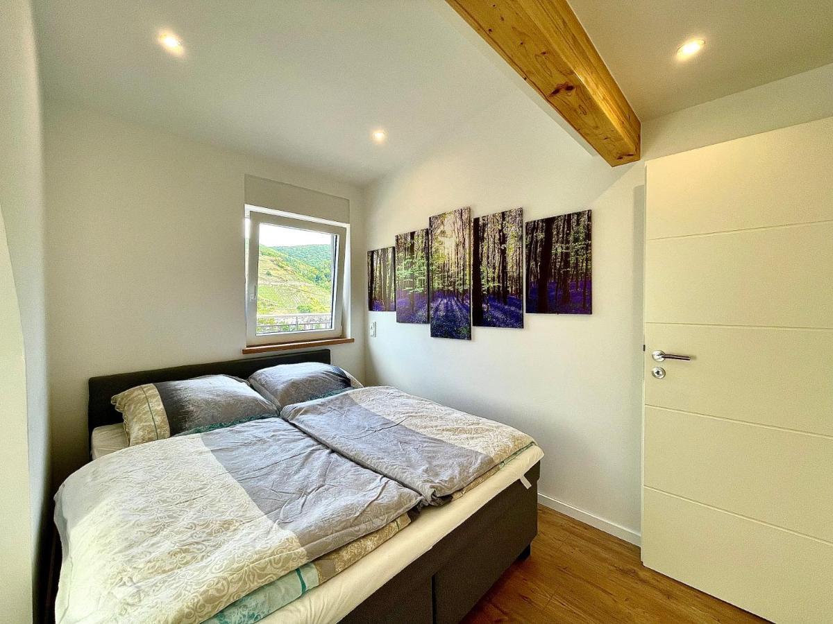 Sky Apartment, Blick Zur Mosel, Grosser Balkon, Kaffeemaschine, Smart Tv ツェル・アン・デル・モーゼル エクステリア 写真