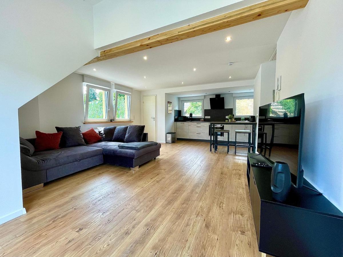 Sky Apartment, Blick Zur Mosel, Grosser Balkon, Kaffeemaschine, Smart Tv ツェル・アン・デル・モーゼル エクステリア 写真