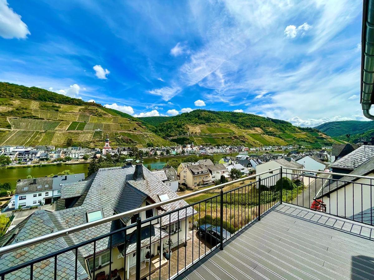 Sky Apartment, Blick Zur Mosel, Grosser Balkon, Kaffeemaschine, Smart Tv ツェル・アン・デル・モーゼル エクステリア 写真