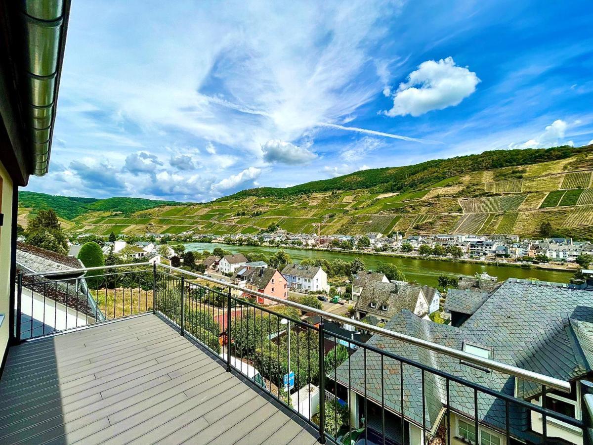 Sky Apartment, Blick Zur Mosel, Grosser Balkon, Kaffeemaschine, Smart Tv ツェル・アン・デル・モーゼル エクステリア 写真